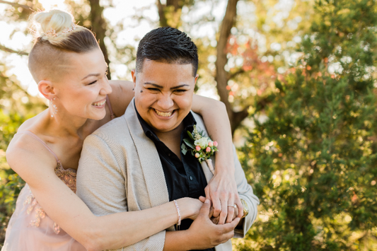 The Difference Between an Elopement and a Traditional Wedding Photographer!